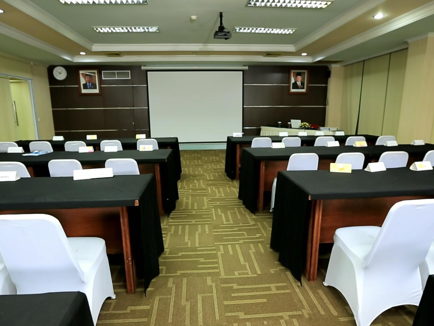 Hotel Patra Comfort