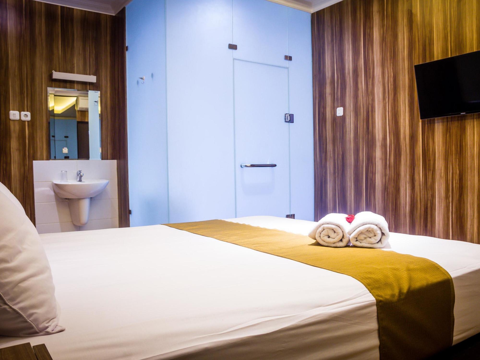 Hotel Madu