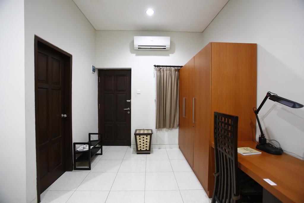 Reddoorz @ Menteng