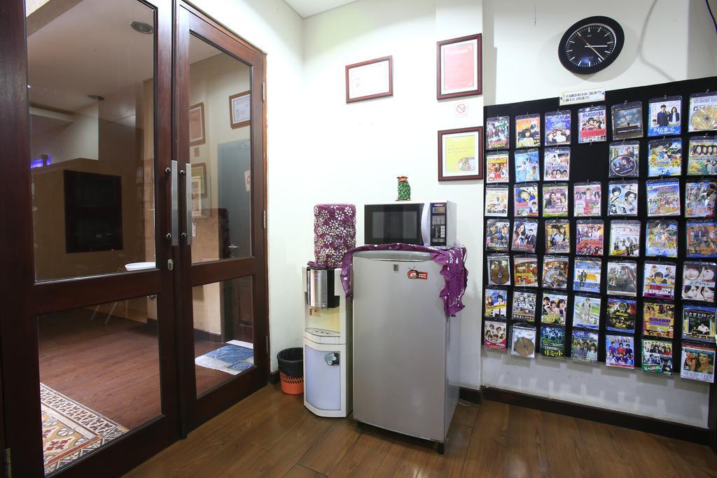 Guest house Reddoorz @ Menteng 2*