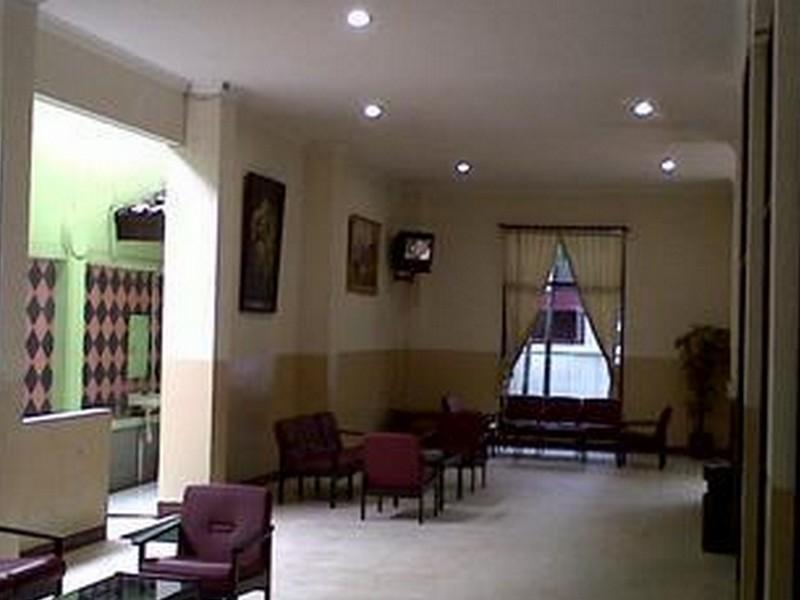 Hotel Super Oyo Collection O 92130 Fiducia Kaji