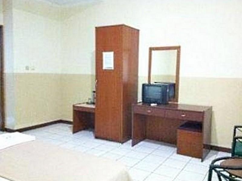 Hotel Super Oyo Collection O 92130 Fiducia Kaji Jakarta