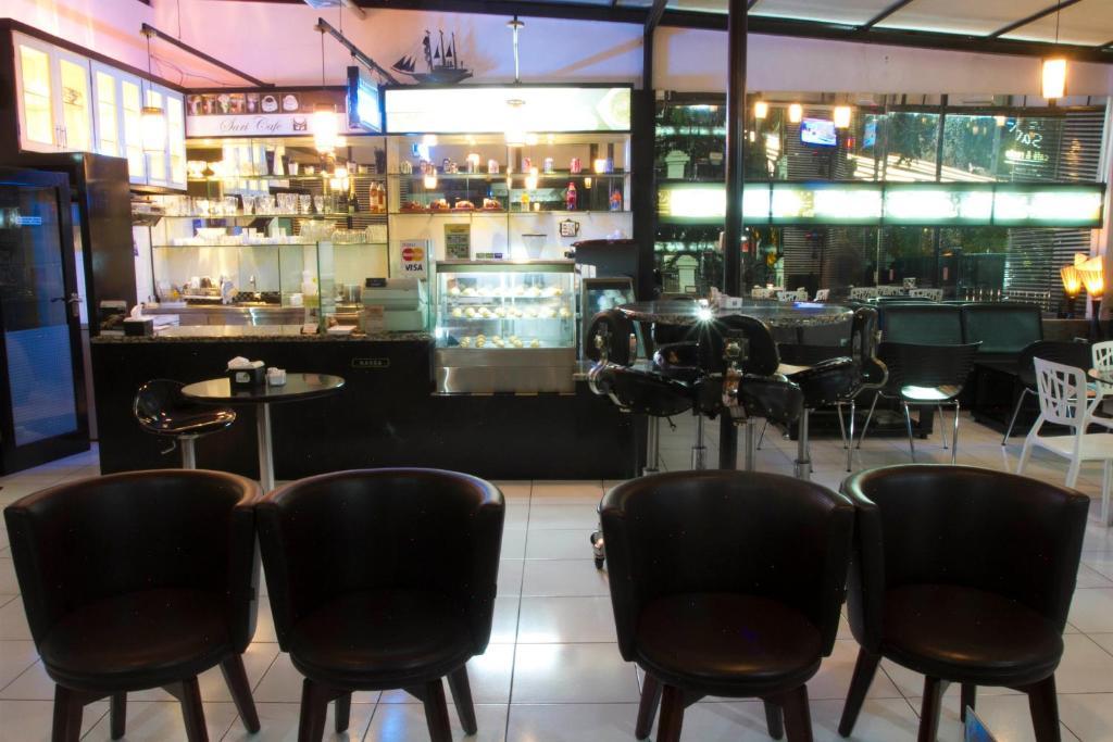 House Of Arsonia Bougainvillea Guest house Jakarta