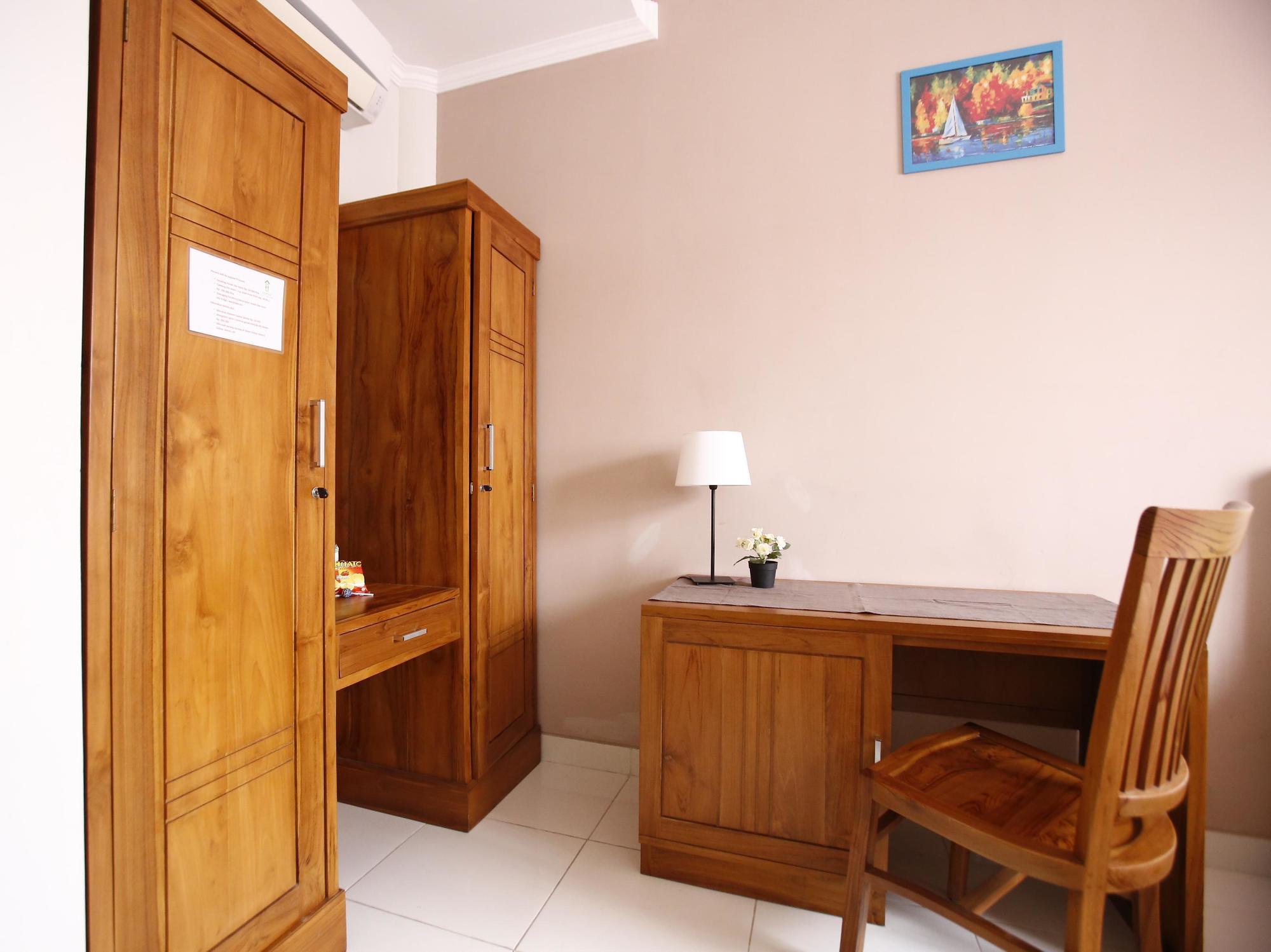 Hotel Reddoorz @ Tebet Jakarta