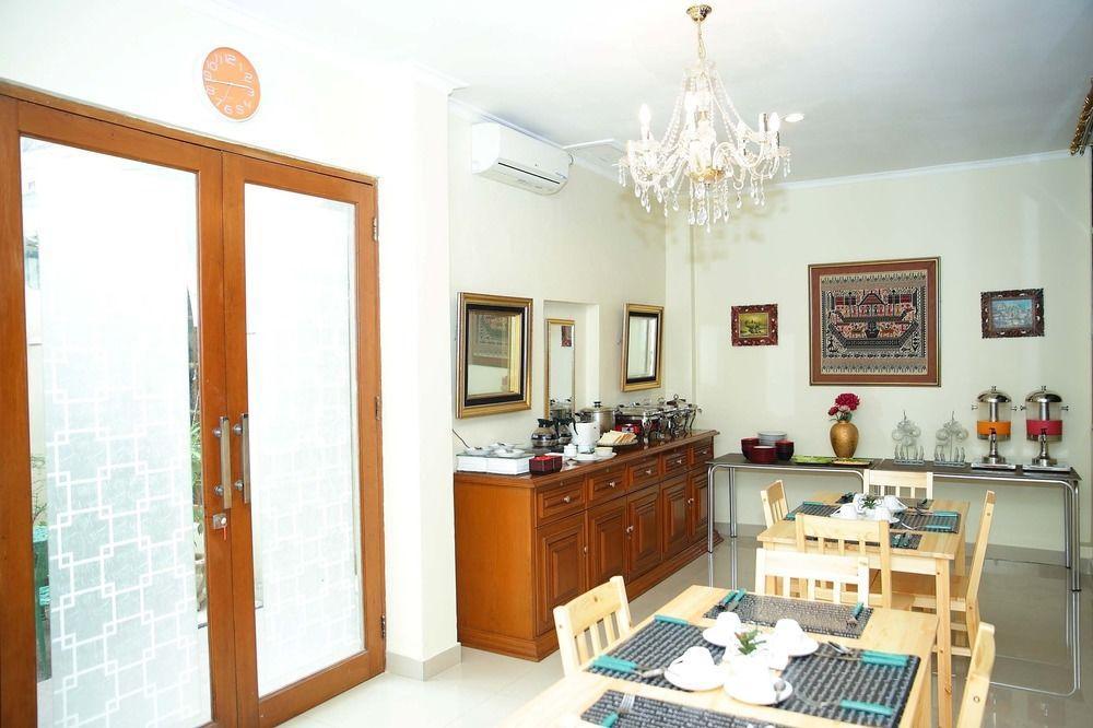 Hotel Arimbi Pejaten