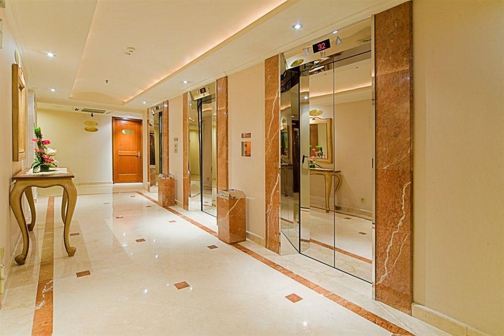 The Residences At Puri Casablanca 4* Jakarta