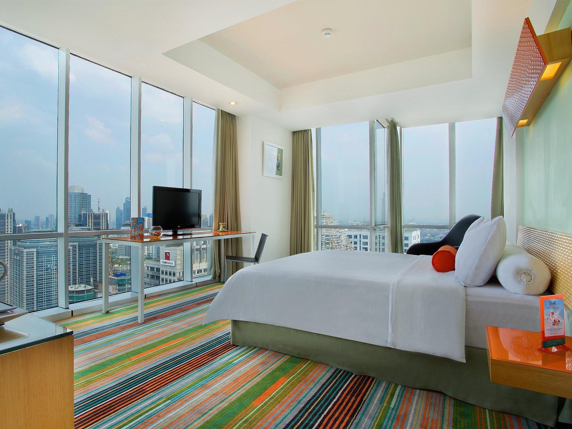 Harris Fx Sudirman 4*