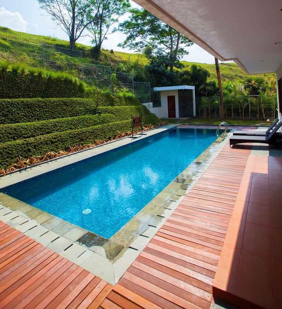 Jasmine Cozy 3 Bedrooms With A Private Swimming Pool * Jakarta