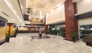 Orchardz Jayakarta Hotel