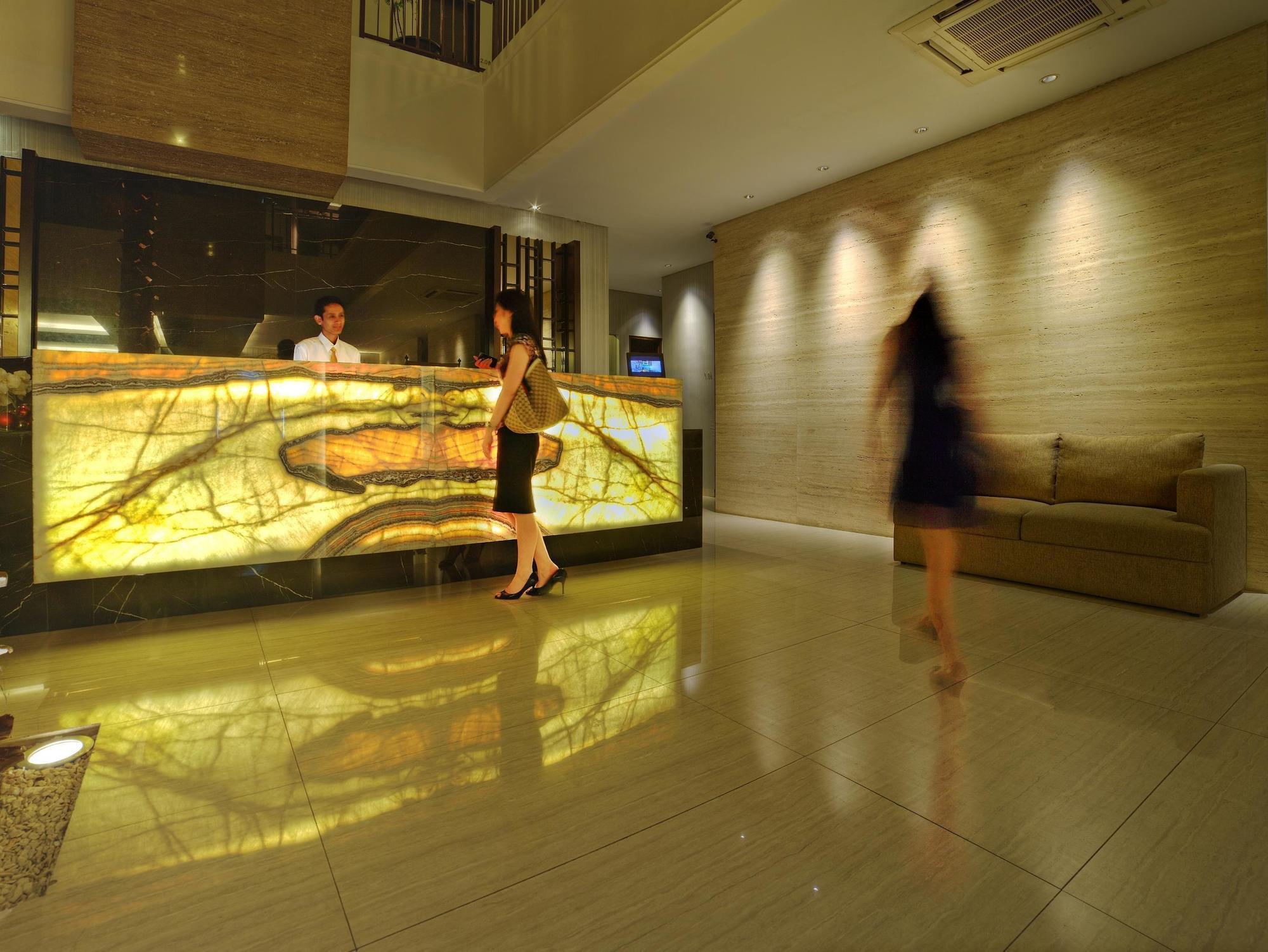 Rasuna Icon 3* Jakarta