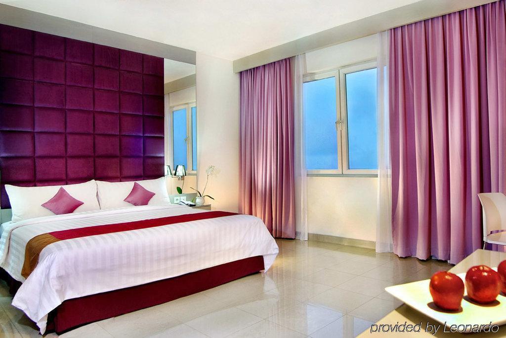 Royal Palm Hotel&conference Center Cengkareng Hotel 4*
