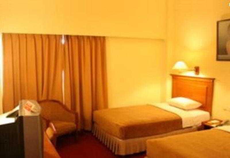 Hotel Collection O 7 Melawai 3*
