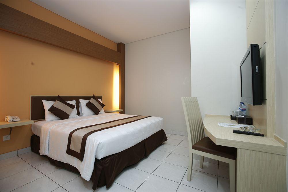 88 - Mangga Besar Viii By Wh Hotel Jakarta