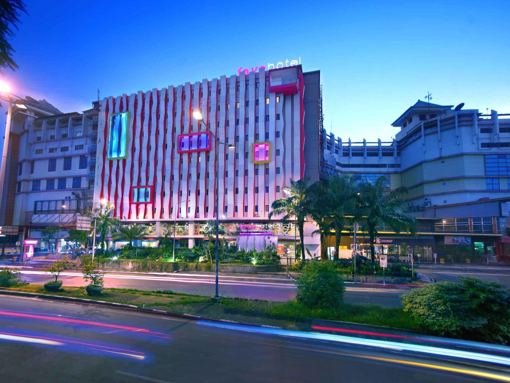 Favehotel Pgc Cililitan Hotel