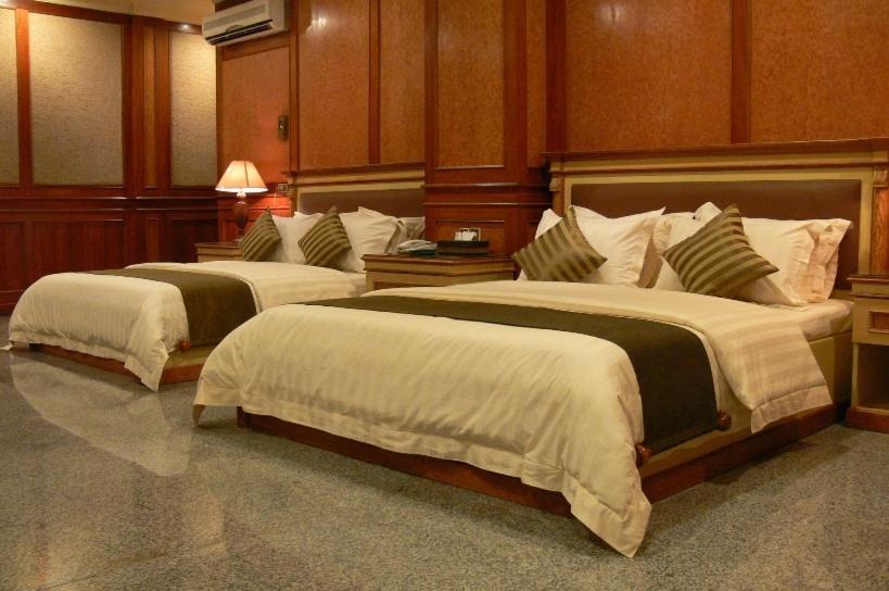 Hotel Park Nesia Royal Regal 2*