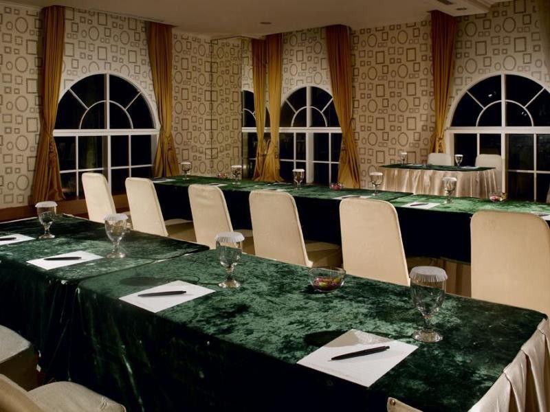 The Bellezza Hotel 4*