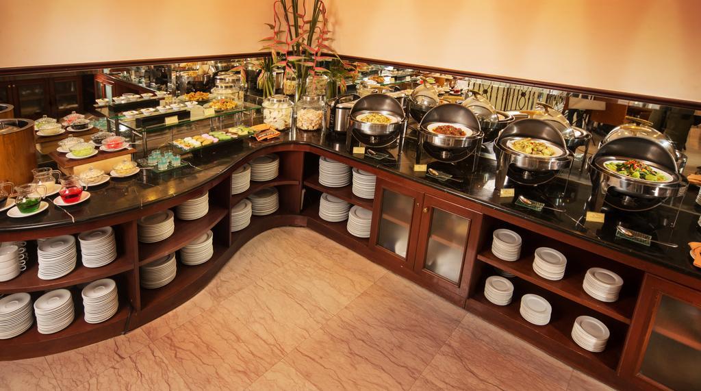 Hotel Blue Sky Pandurata Cikini 3*