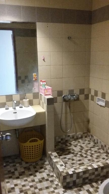 Apt Ibis Mangga Dua Apartment