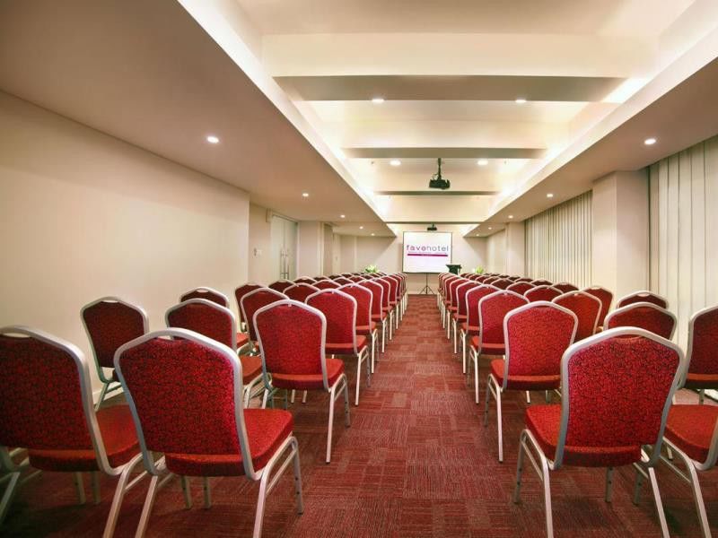 Favehotel Gatot Subroto 3*