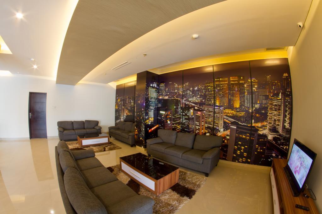 Hotel 88 Mangga Besar 62 - Breakfast - Near By Ancol And Government Center Jakarta