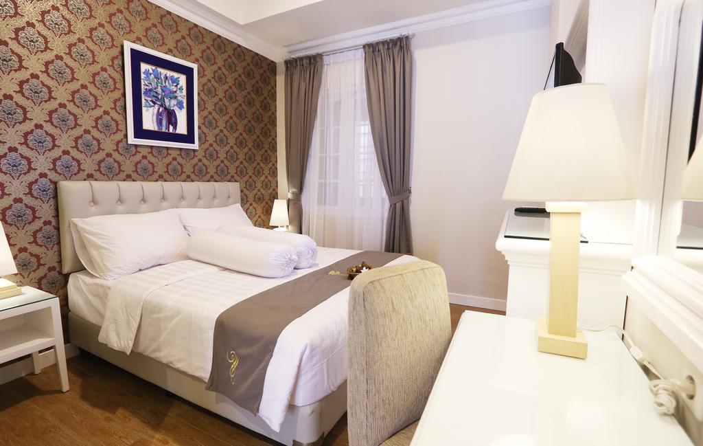 F Hotel Jakarta