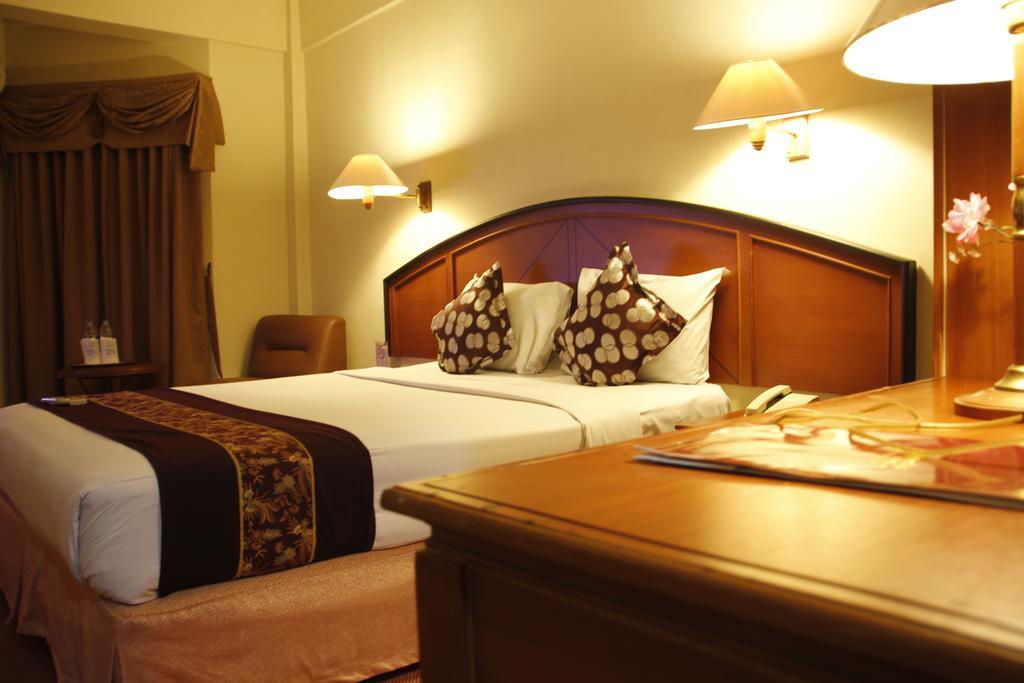 Mega Matra Hotel 2*
