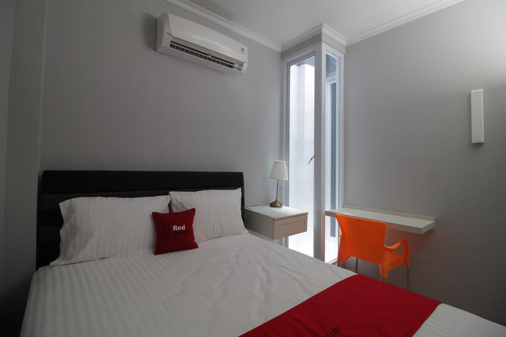 Reddoorz @ Meruya Selatan Jakarta