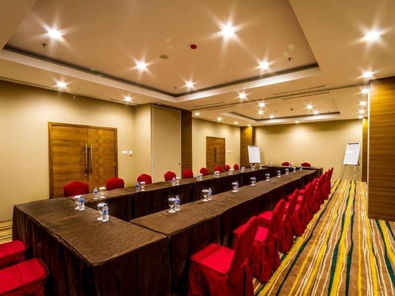 Hotel Hariston & Suites, Pluit - 4*