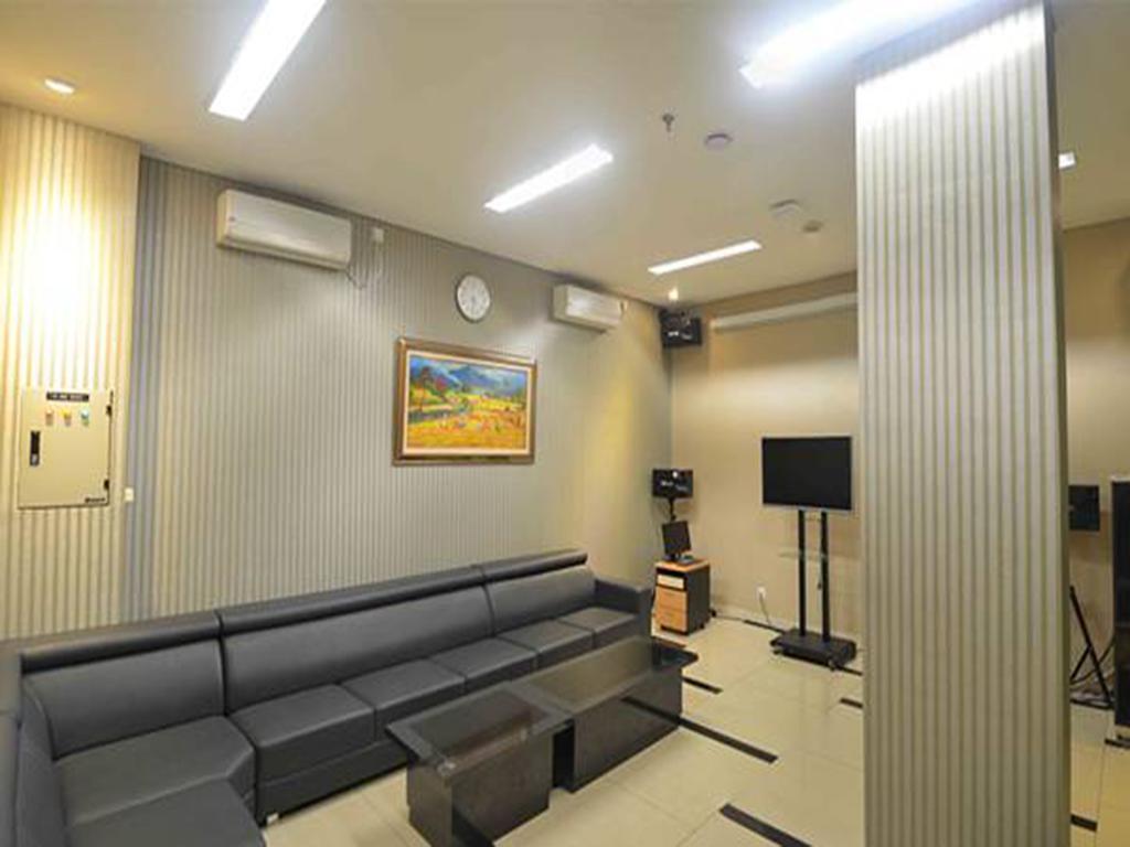 Hotel World - Bandengan