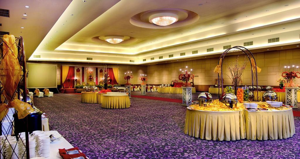 Royal Palm Hotel&conference Center Cengkareng