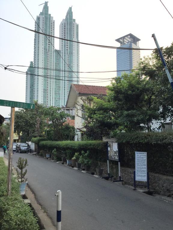 Ehouzz Guest house Jakarta