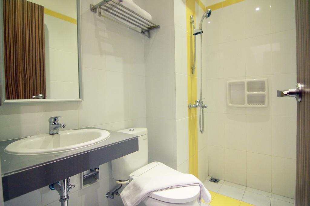 Ehouzz Guest house Jakarta