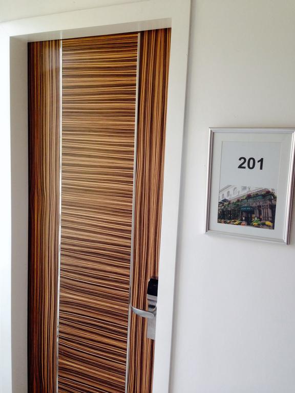 Ehouzz Guest house 3*