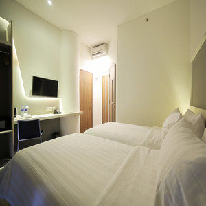 Ozone Pantai Indah Kapuk 3*