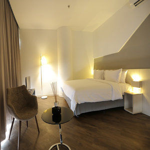 Ozone Pantai Indah Kapuk Hotel 3*
