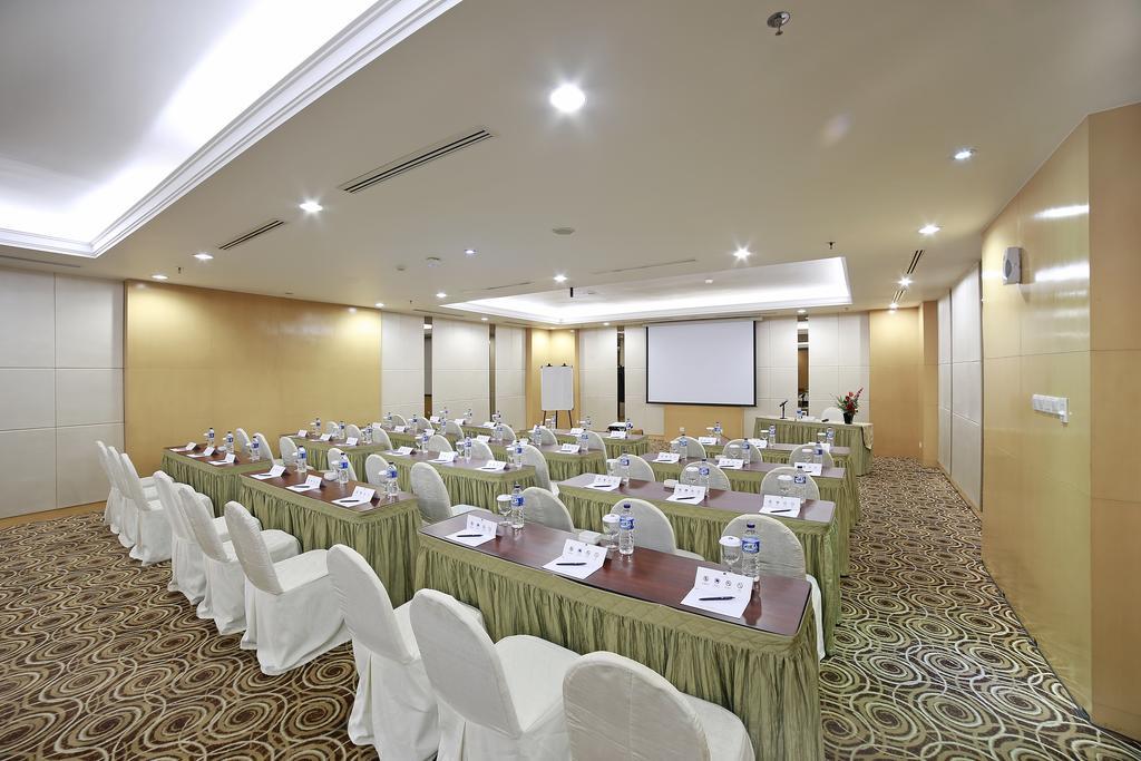Hotel Sedayu Kelapa Gading 4*