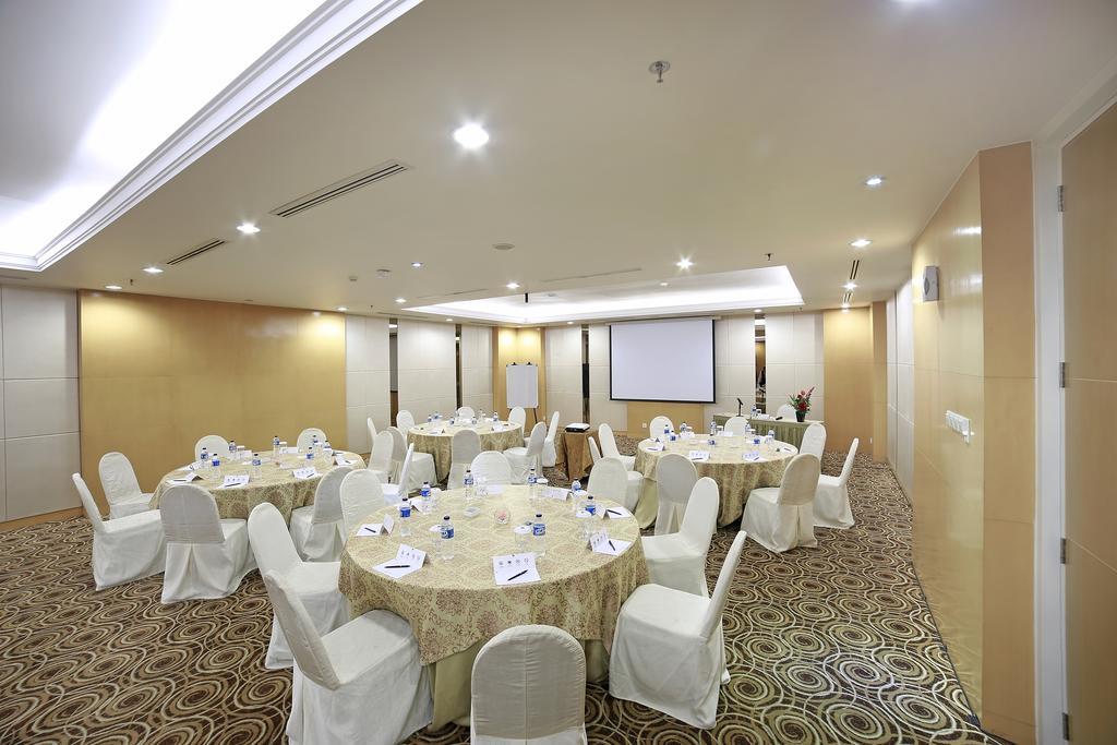 Sedayu Kelapa Gading 4*
