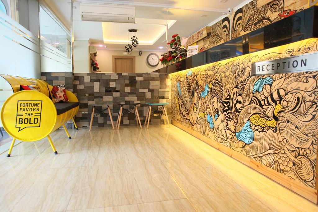 Bold Hotel Jakarta 2*