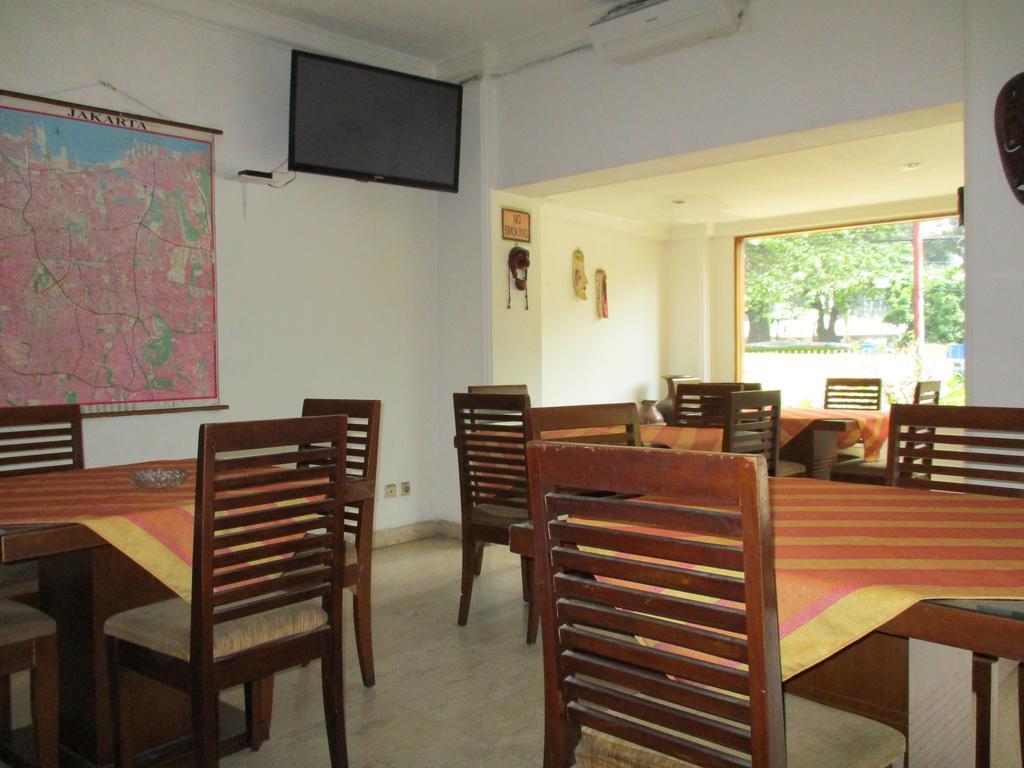 Hotel Maxim Kwitang