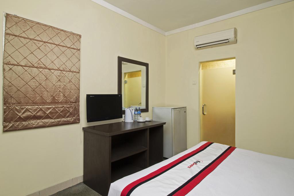 Reddoorz Premium @ Thamrin Kebon Sirih Hotel