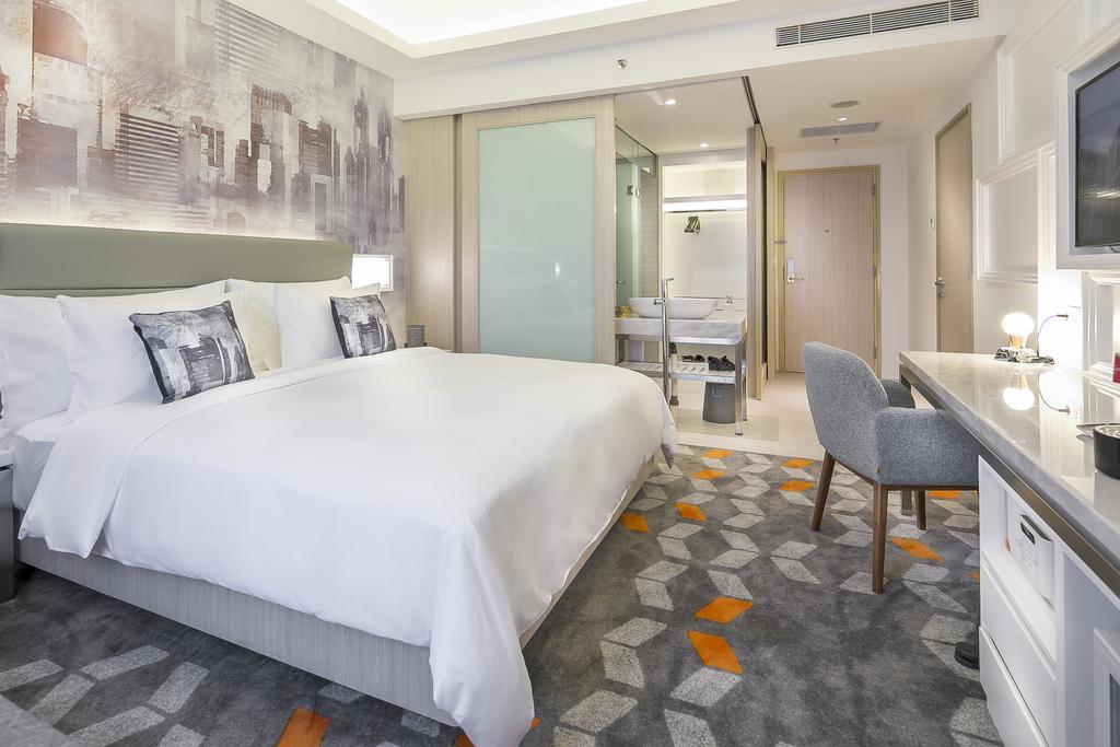 Hotel Vertu Harmoni Jakarta