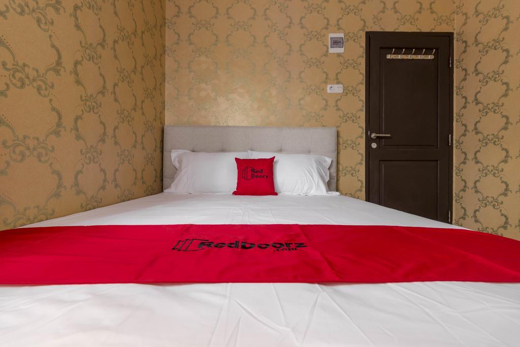 Guest house Reddoorz @ Cipete Damai