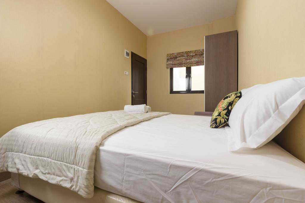Reddoorz @ Cipete Damai Guest house 3*