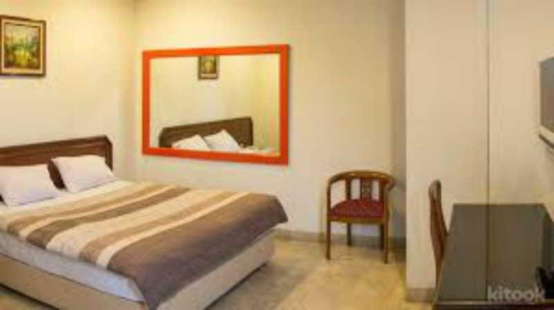 Super Oyo Townhouse 1 Salemba Hotel 3*