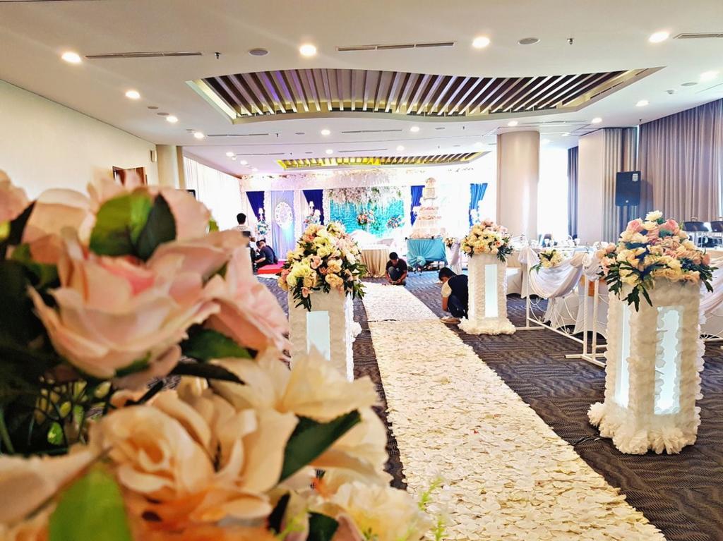 Ozone Pantai Indah Kapuk Hotel Jakarta