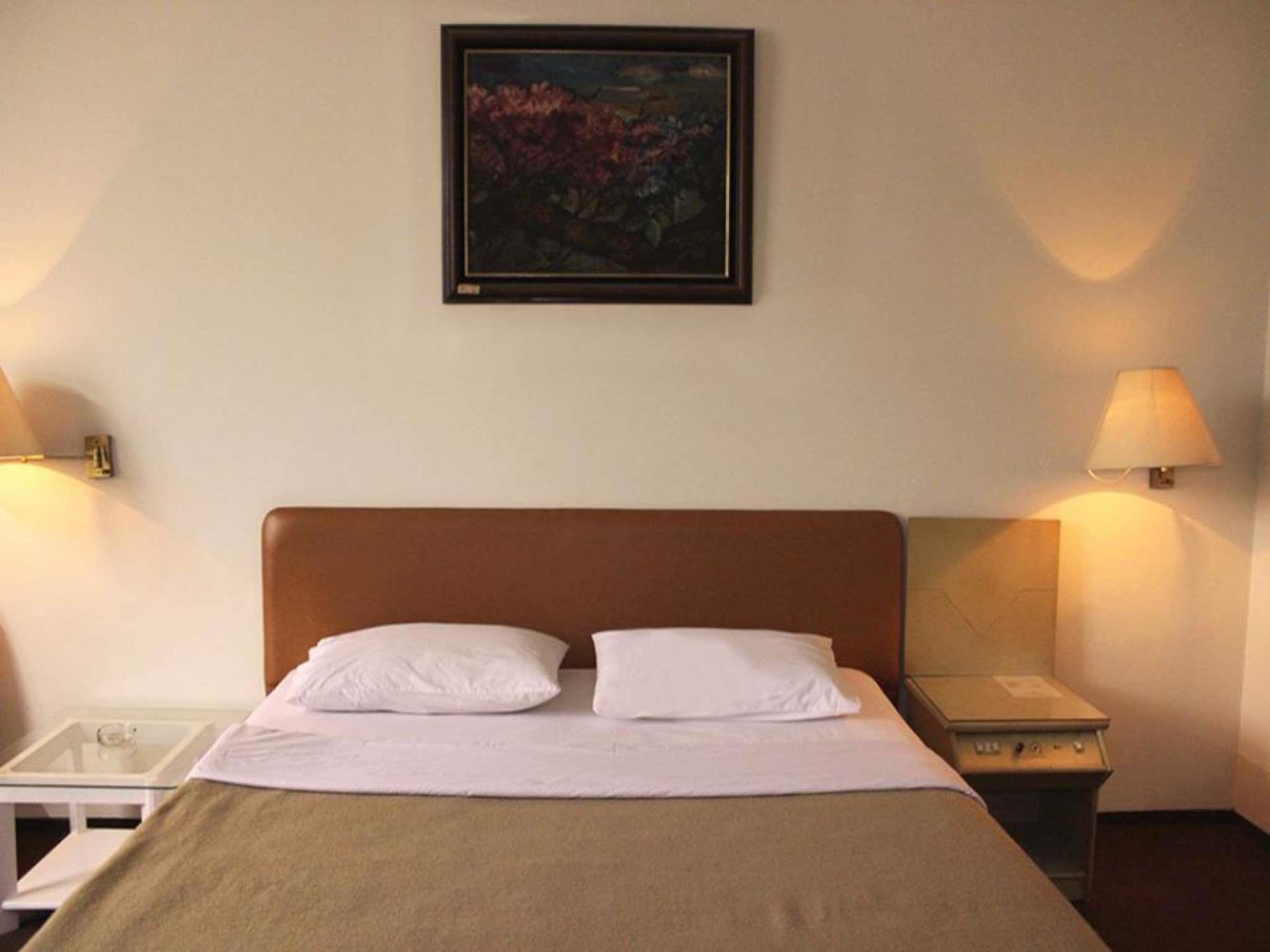 Urbanview Kebayoran Baru Blok S Hotel