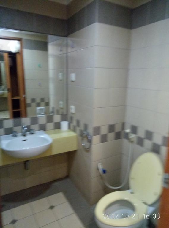 Apt Ibis Mangga Dua Apartment