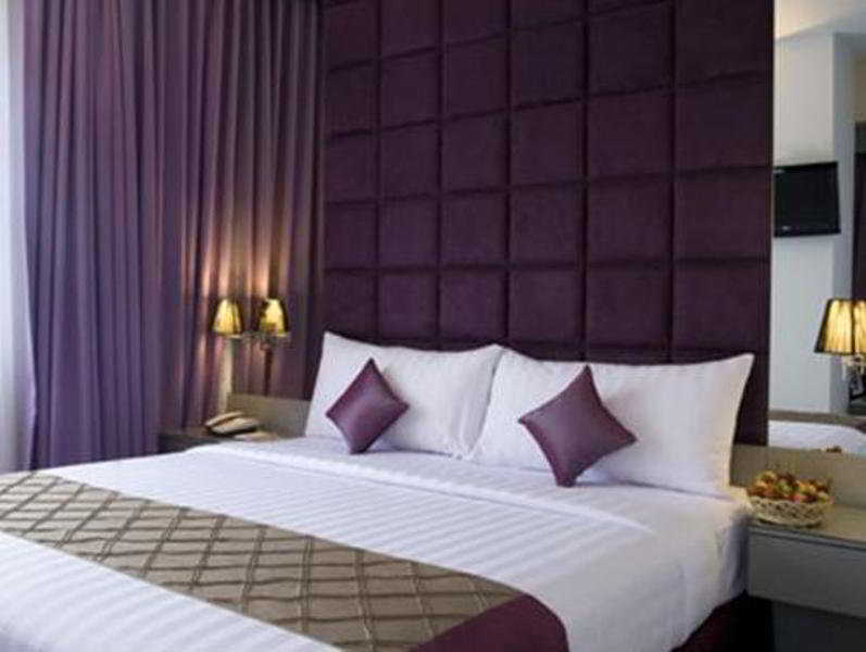 Royal Palm Hotel&conference Center Cengkareng Jakarta
