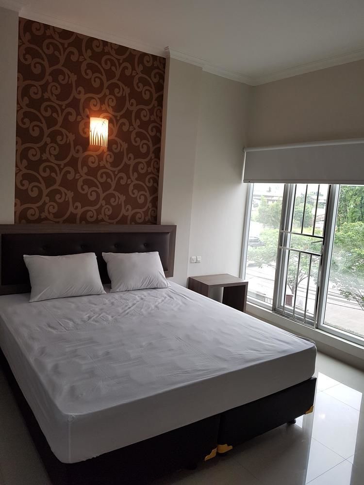 Hotel Ethan Kelapa Gading 3*