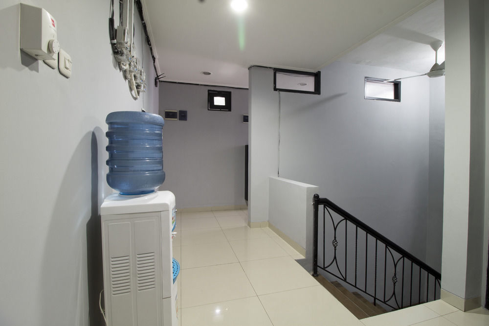 Reddoorz @ Radio Dalam 2 2* Jakarta